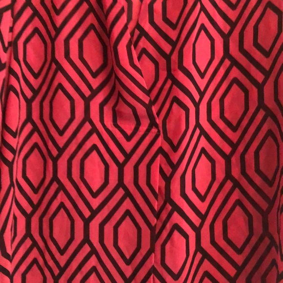 Cute top! - Picture 2 of 4